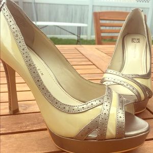 Anne Klein leather heels 6.5